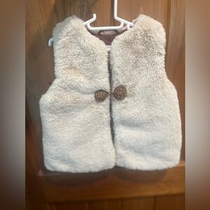 Zara Cream Fleece Kids' Vest
